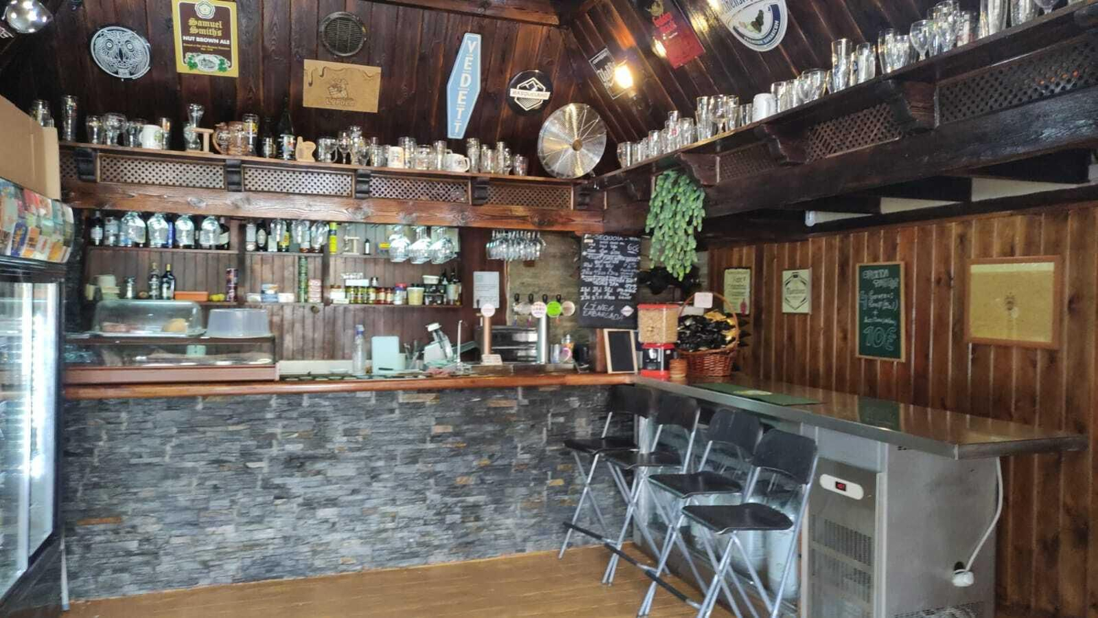 Cata de la cerveza artesana más galardonada de España en La Bodega del Lúpulo en Jerez.