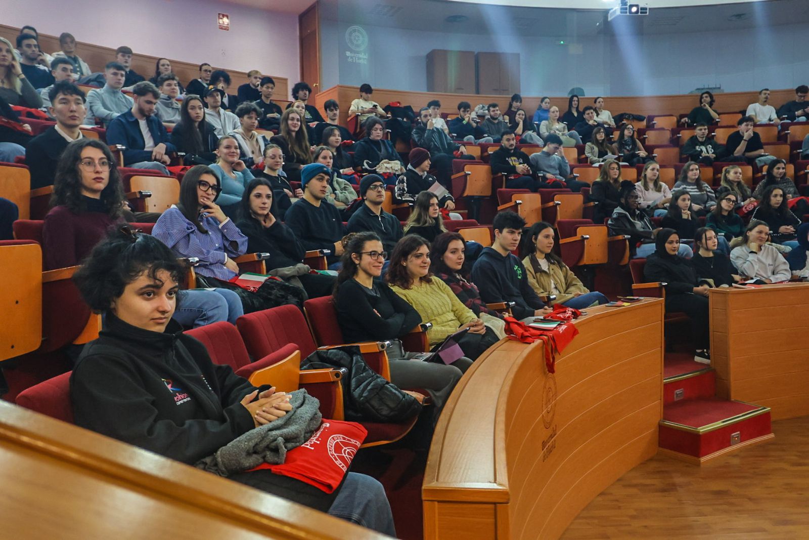 Fotografías de la llegada de estudiantes Erasmus a la Universidad de Huelva