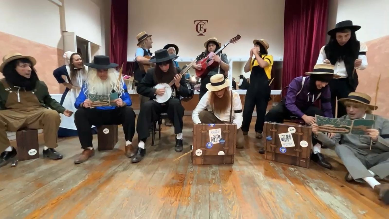 COAC 2026| Así suena la presentación de 'Los amish del mono' en camerinos