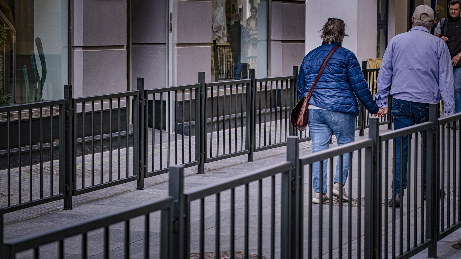 Las imágenes de cómo se prepara la ciudad de Cádiz para la Semana Santa 2025