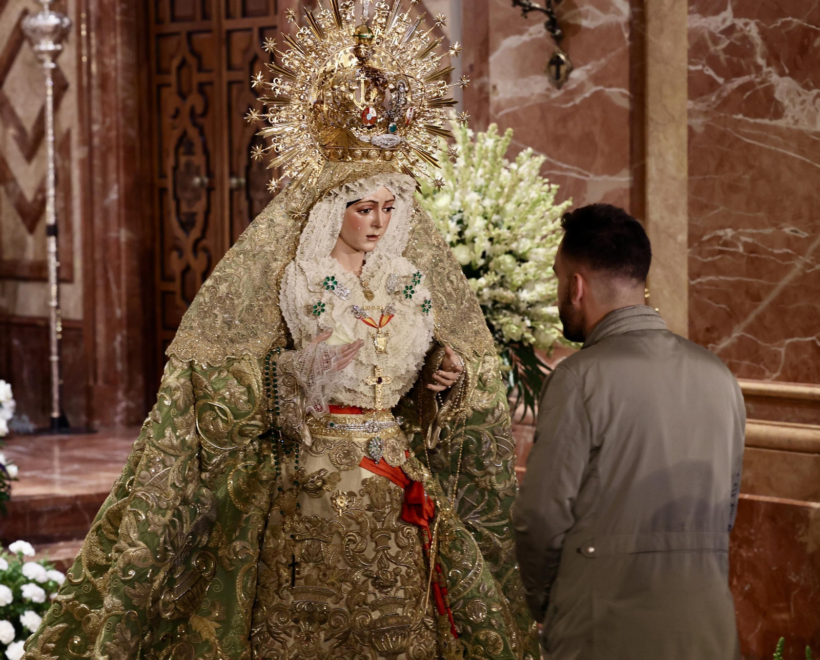 La vuelta de la Esperanza Macarena tras la restauración de Manzano, en imágenes