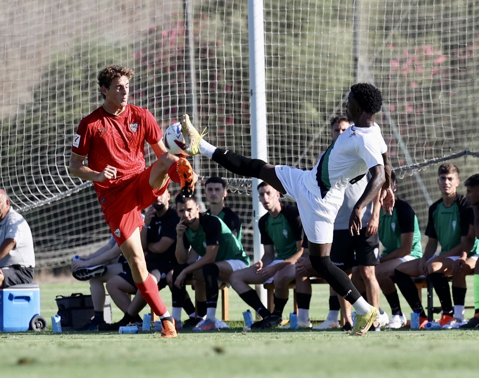 El amistoso entre el Sevilla FC y el Córdoba CF, en imágenes
