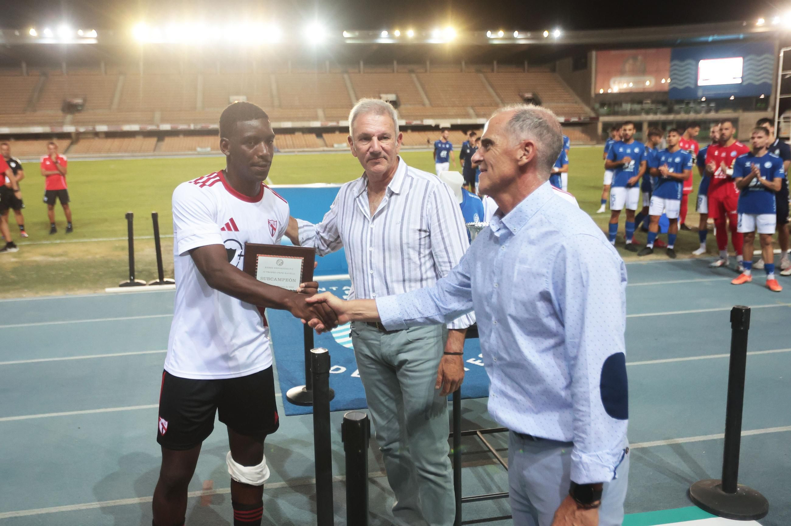 Imágenes del Trofeo Pepe Ravelo entre Xerez DFC contra Sevilla Atlético en Chapín