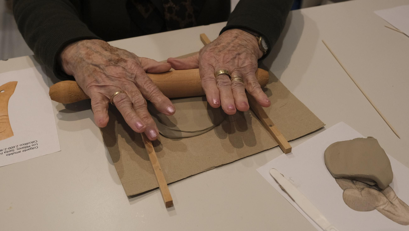 Taller 'Arte sin Artistas' en el Museo Arqueólogico de Almería, en imágenes