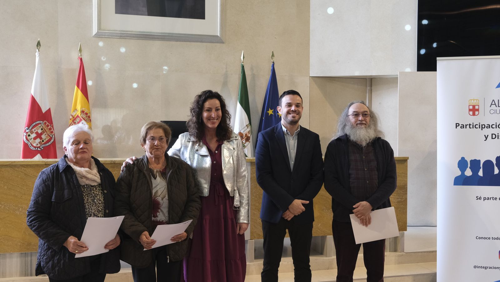 Imágenes de las entregas de subvenciones del Ayuntamiento de Almería a asociaciones de vecinos