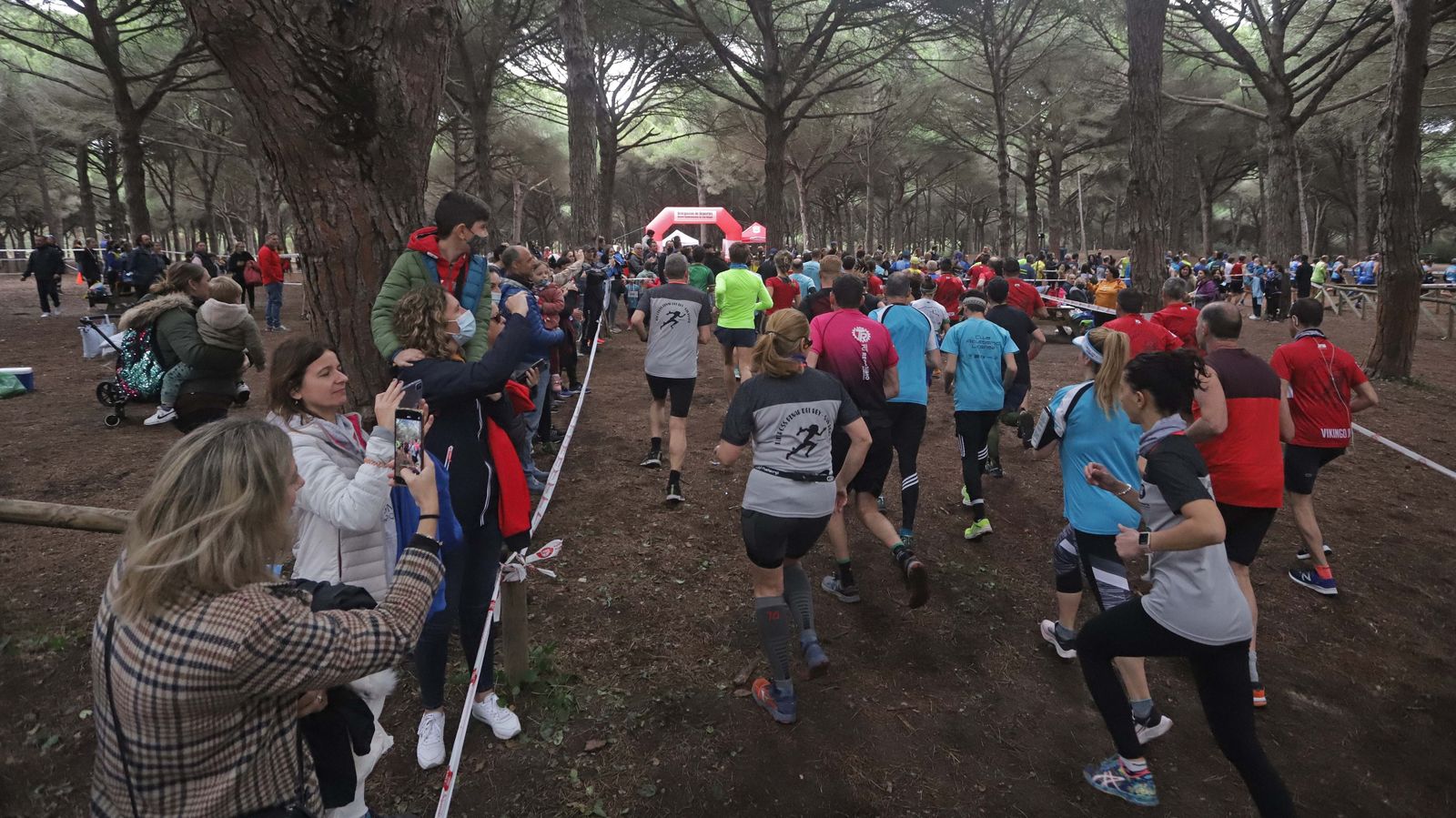 Fotos del III Cross Pinar del Rey en San Roque
