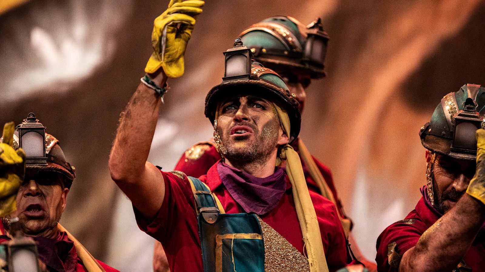 Búscate entre las mejores imágenes de la primera sesión de semifinales del COAC 2025