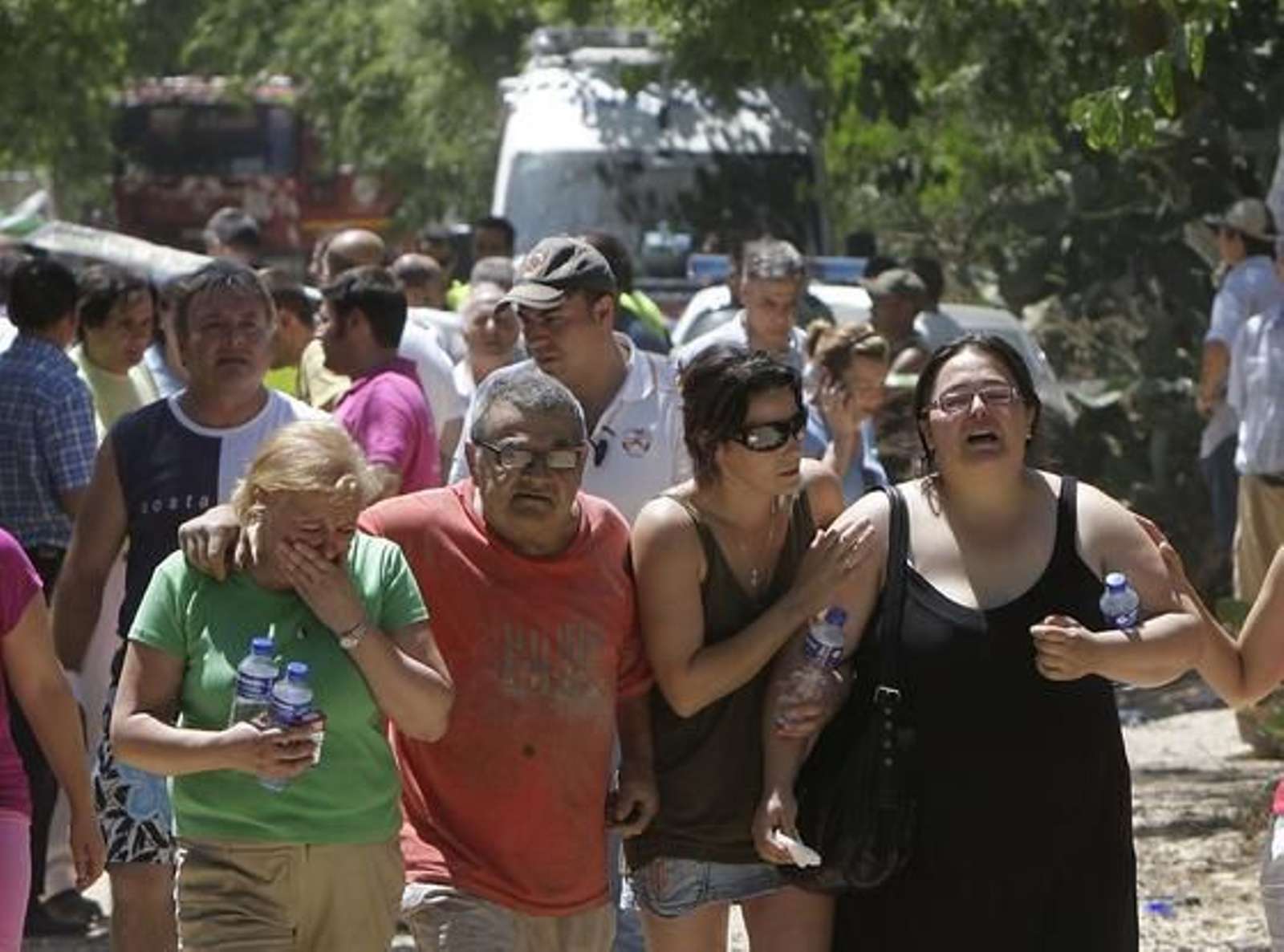 Una explosión en una pirotecnia mata a cuatro personas en Benacazón. / José Ángel García
