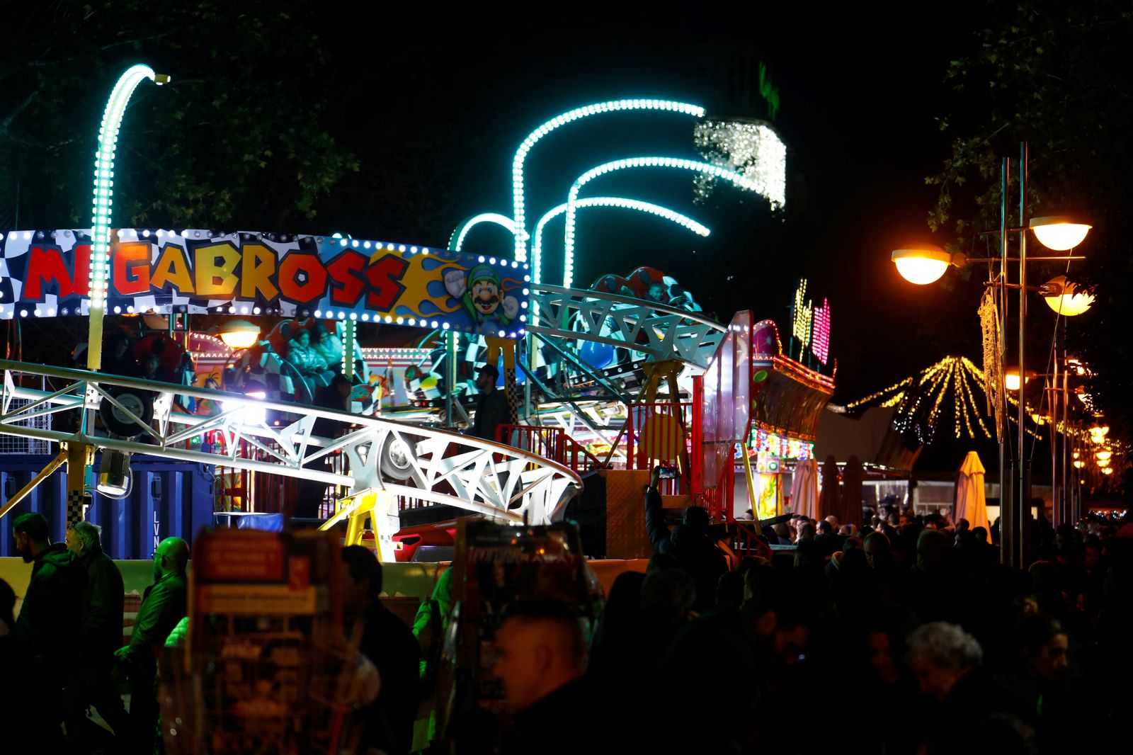 Las calles de Córdoba, repletas en el puente de diciembre, en imágenes