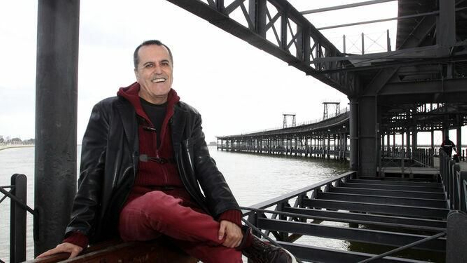 Cobos Wilkins en el Muelle del Tinto.