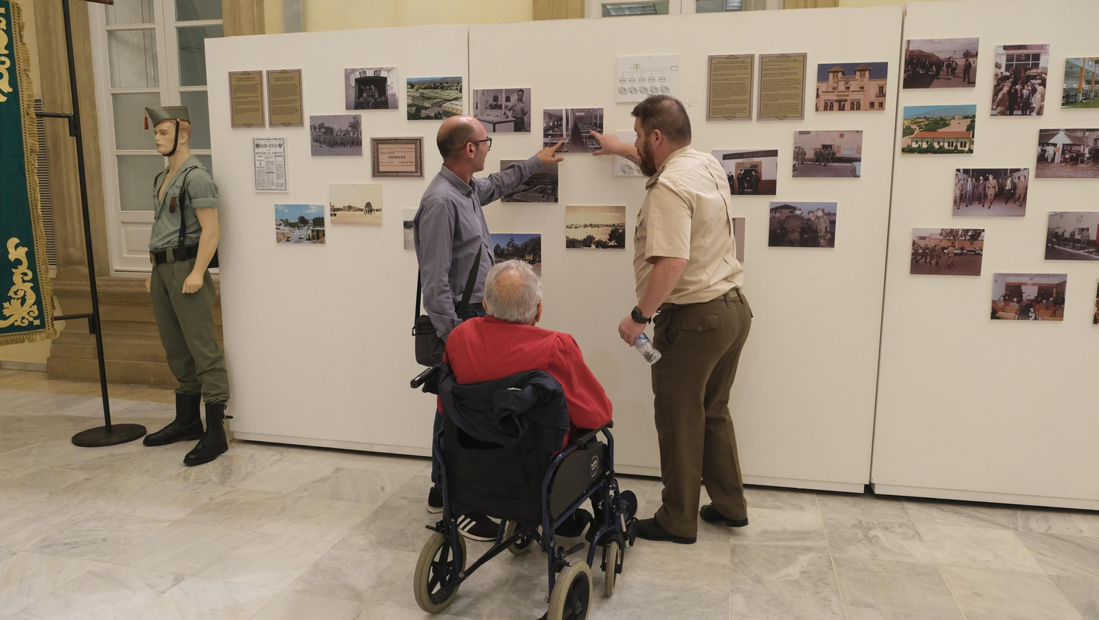 Imágenes del centenario de la Base del Ejército de Tierra "Álvarez de Sotomayor"
