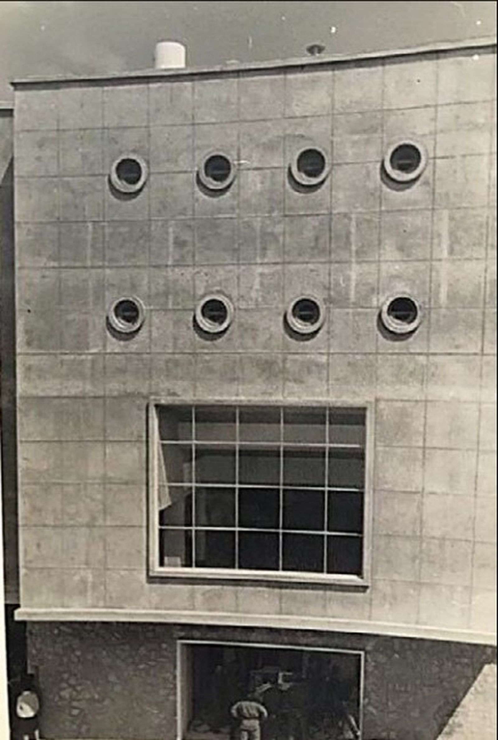 Cine de la plaza de San Hiscio, pocos años después de su construcción.