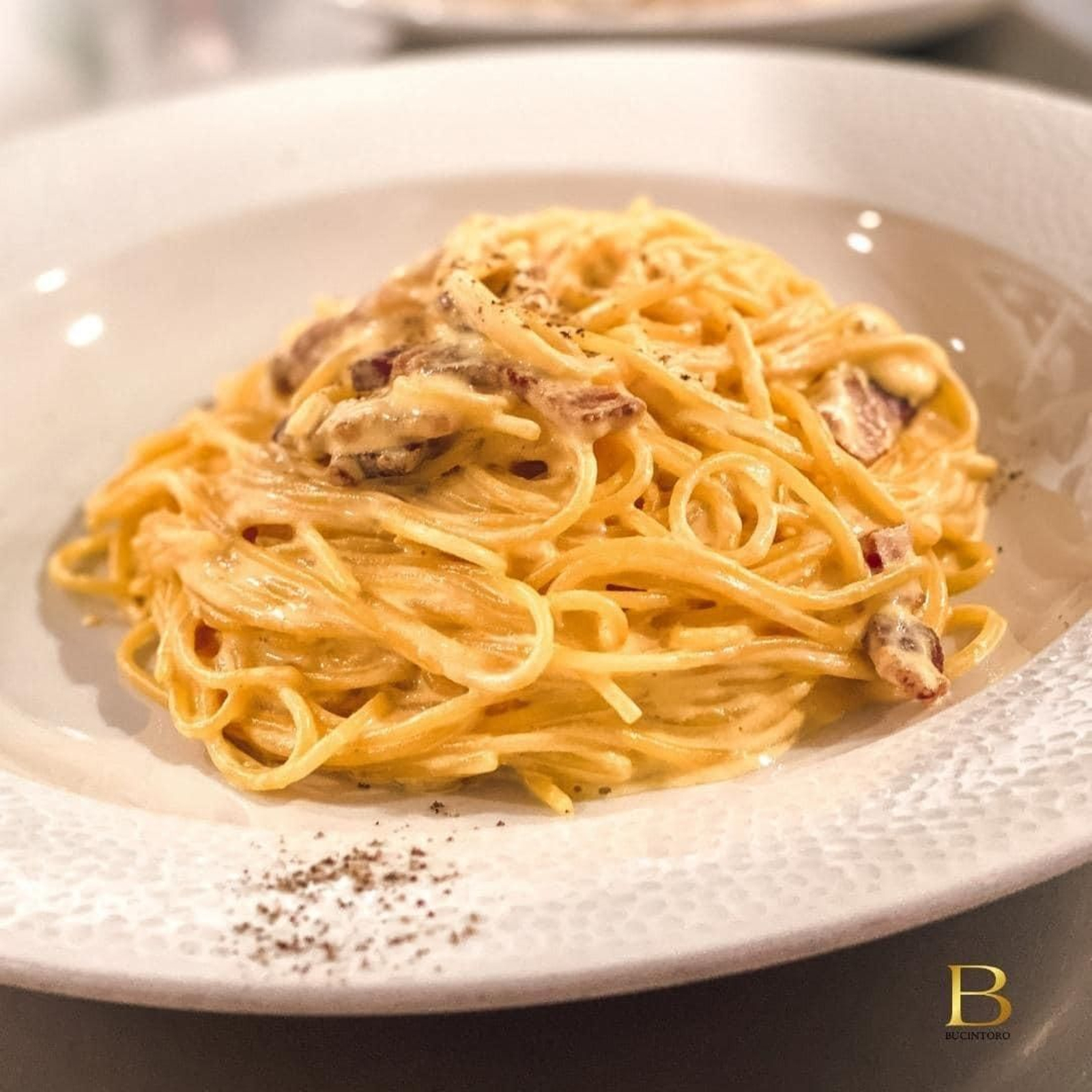 Pasta carbonara del Restaurante Italiano Bucintoro.