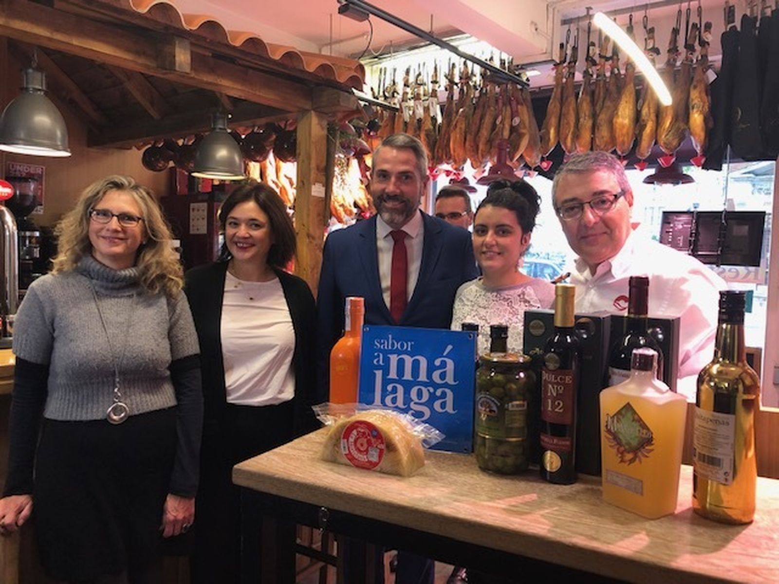 Francisco Salado, Juan Carlos Maldonado y Margarita del Cid, entre otros, en la promoción de Sabor a Málaga en Londres.