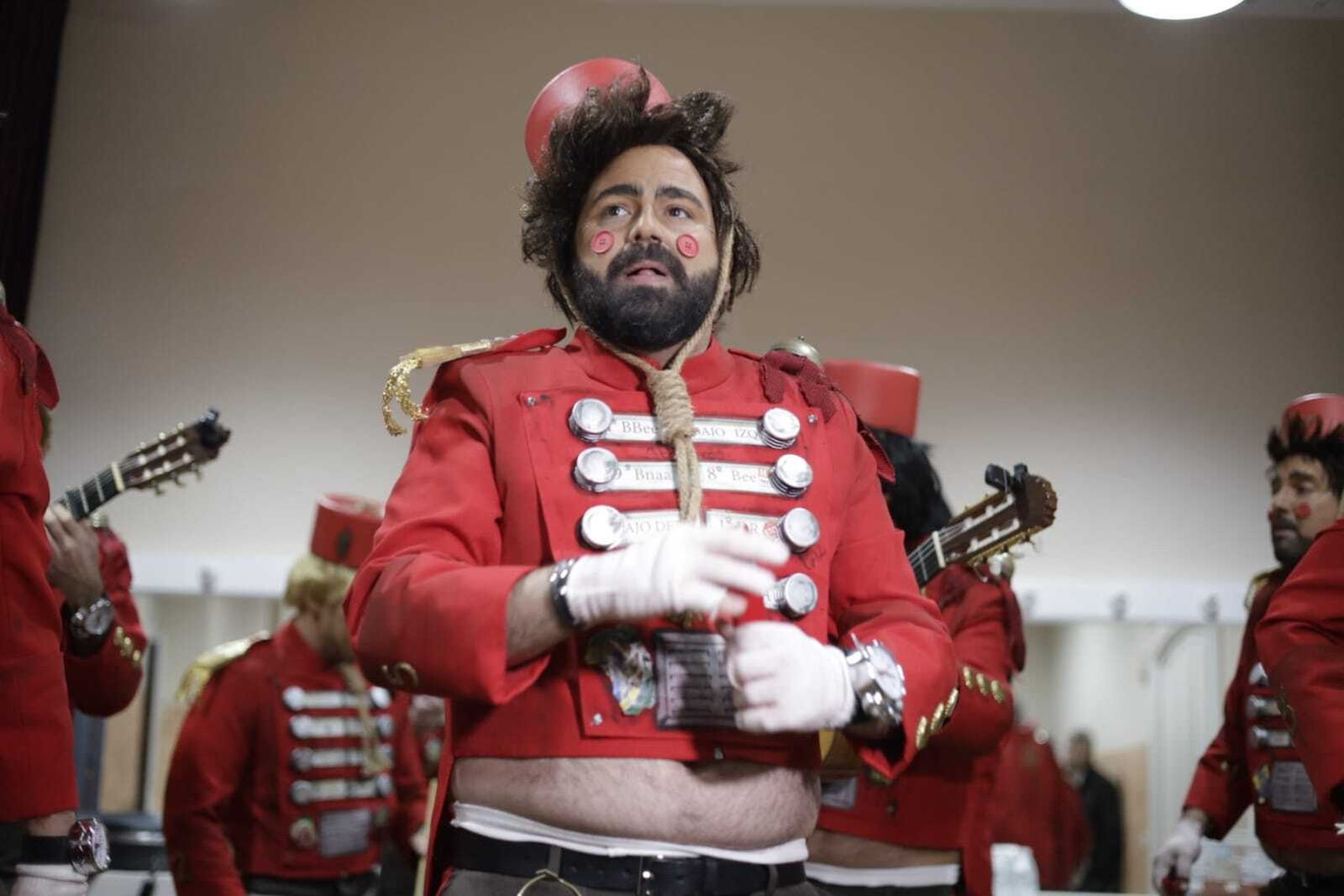 Chirigota 'Hotel y resort Cadi, aquí tiene usté su casa'