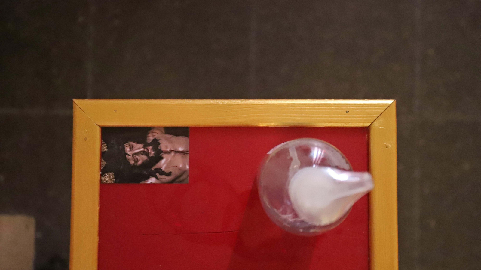 Fotos del Viernes Santo en Algeciras: Mortaja, Misericordia y Santo Entierro