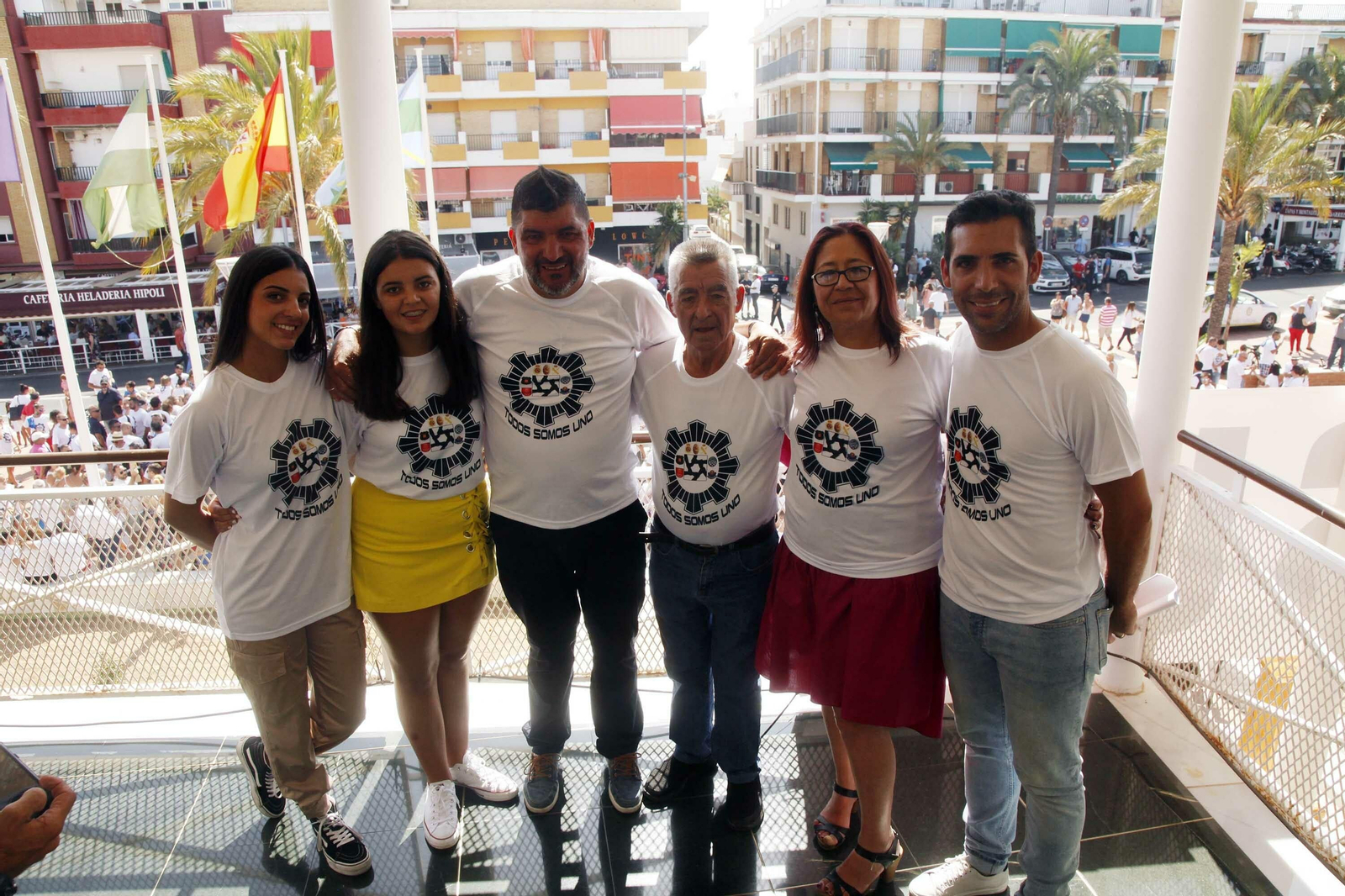 Imágenes de la manifestación de apoyo a Antonio Garrido, policía apuñalado en Punta Umbría