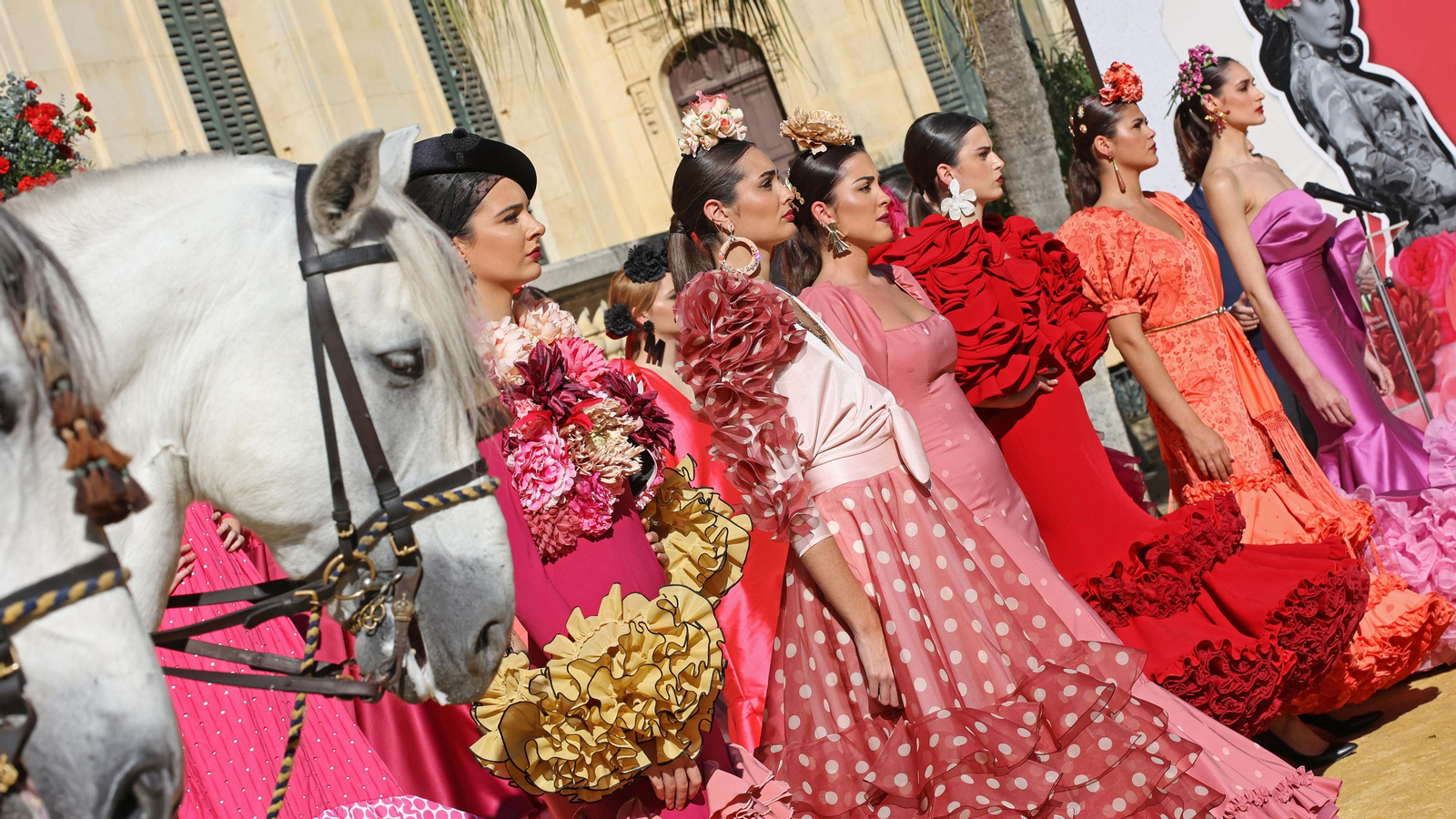 Presentación de la Pasarela Flamenca Tio Pepe 2023 en la REAAE de Jerez
