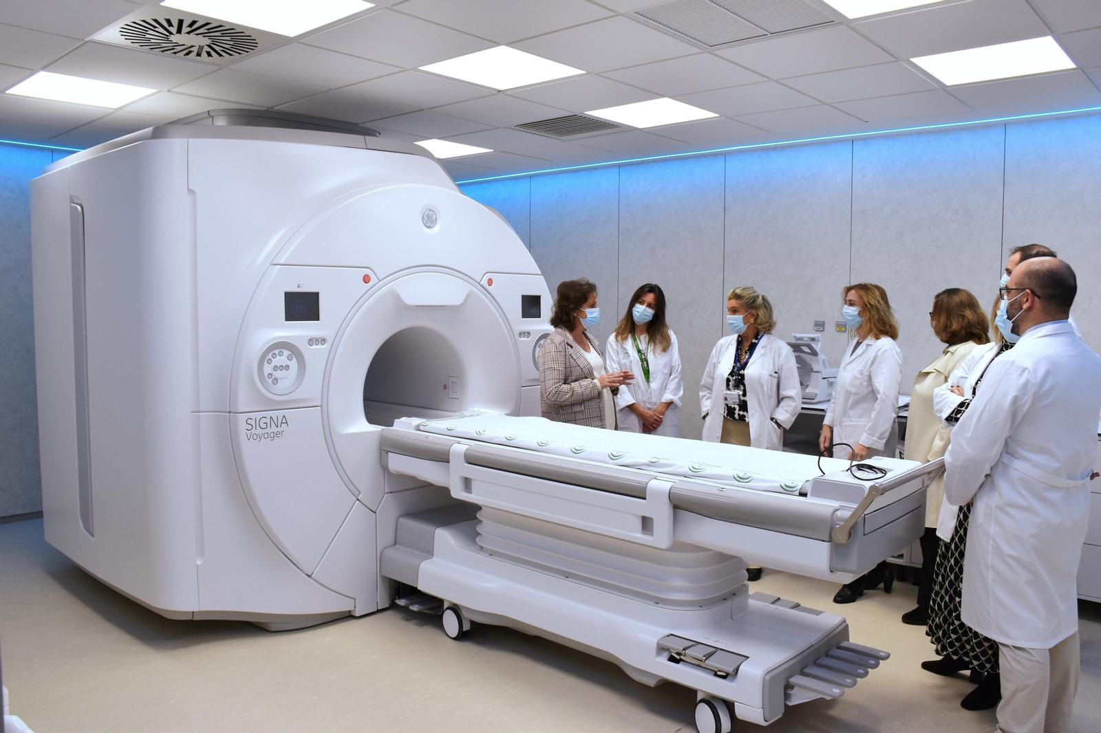 La nueva máquina para resonancias magnéticas en el Hospital de Osuna.