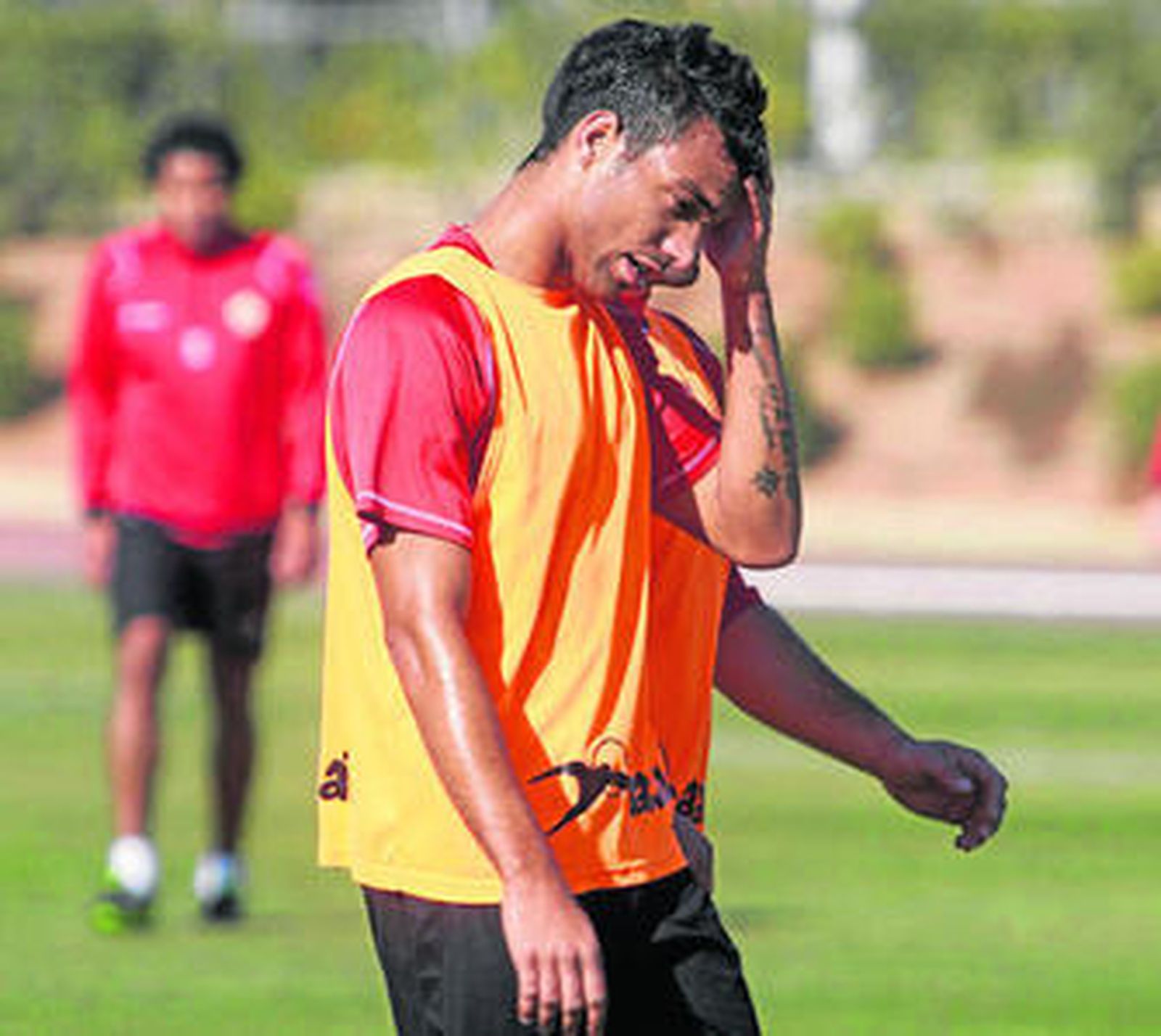 Michel Macedo, pensativo en un entrenamiento.