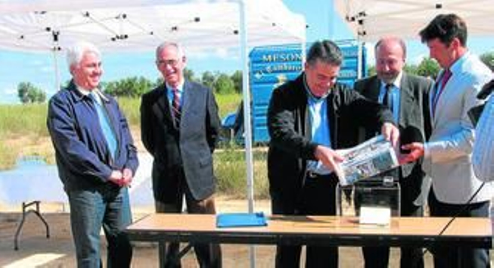 Primera piedra del Tanatorio-Crematorio de Almonte