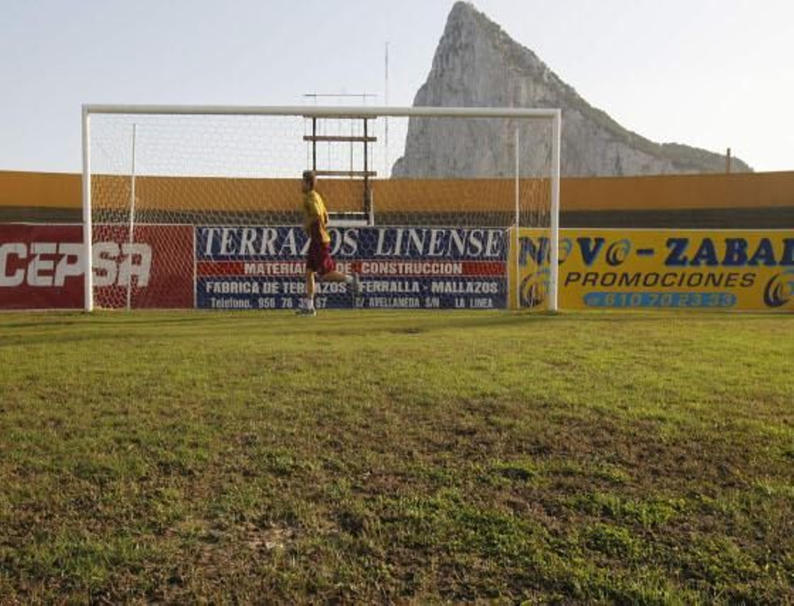 Juárez respalda la gestión de Gallardo en la Balona
