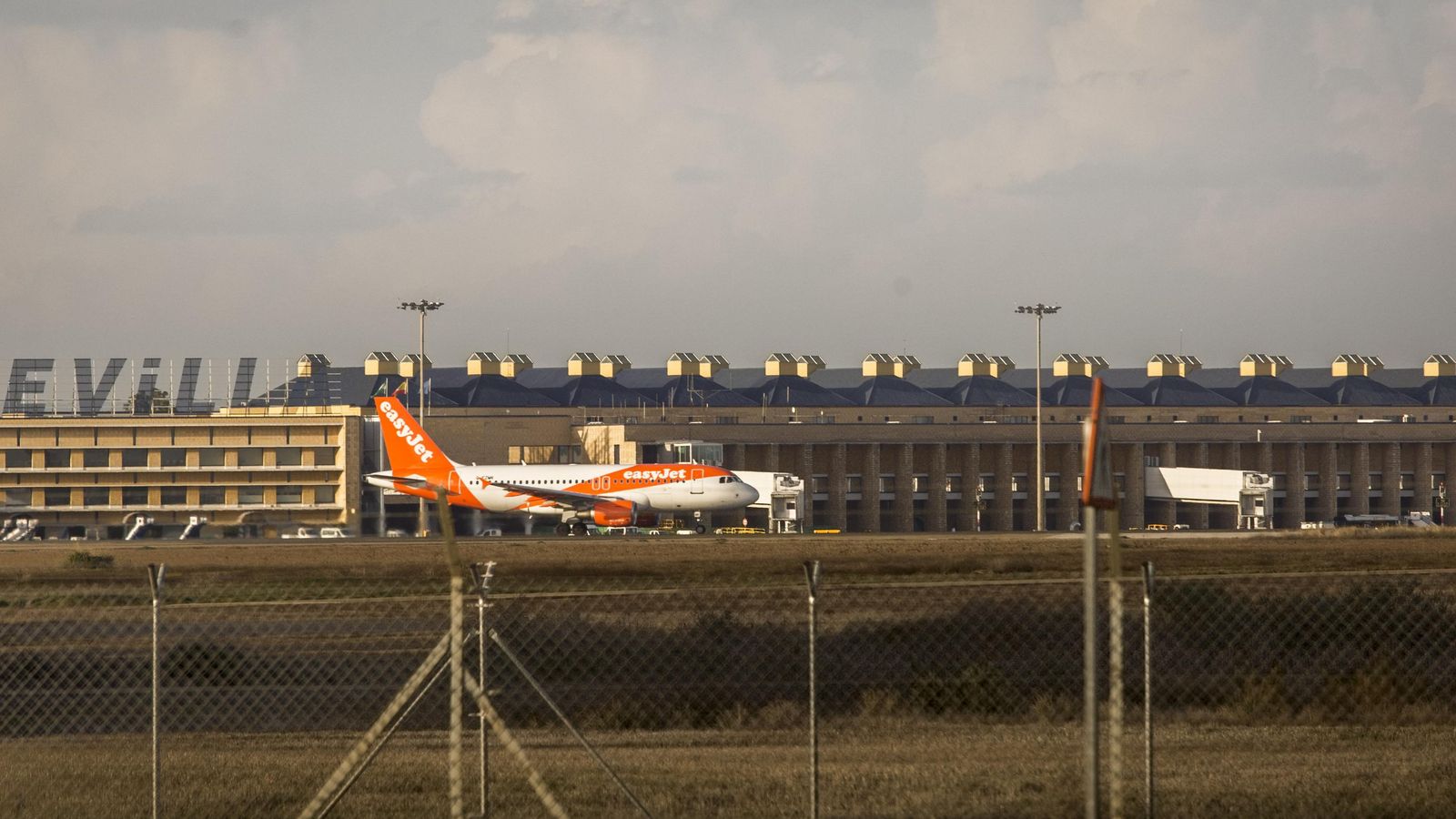 Imagen general del edificio del aeropuerto de San Pablo, que será ampliado hacia el sur y el norte.