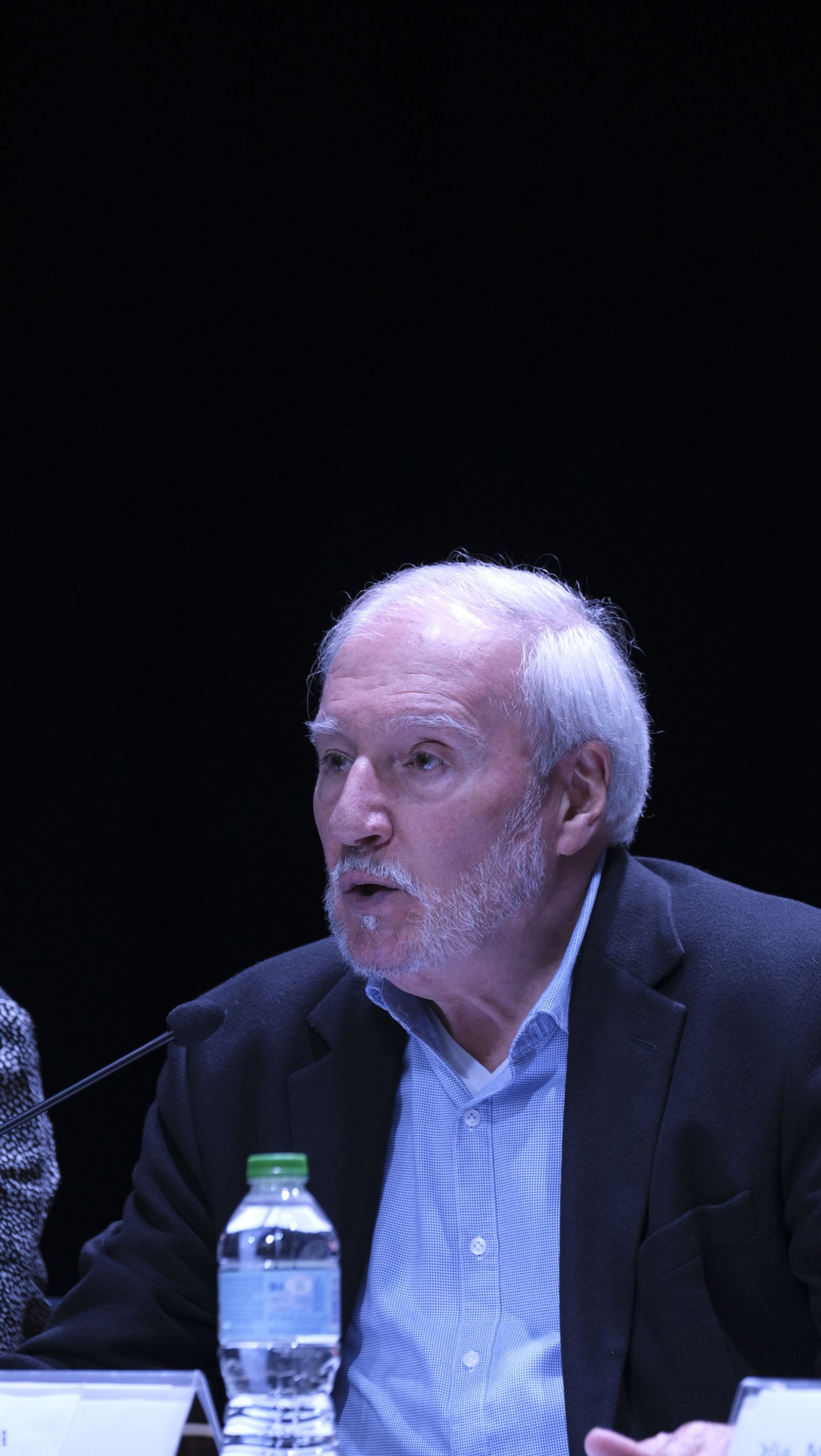 Imágenes del Diario de los Libros, con el escritor Álvaro Espina. Almería.