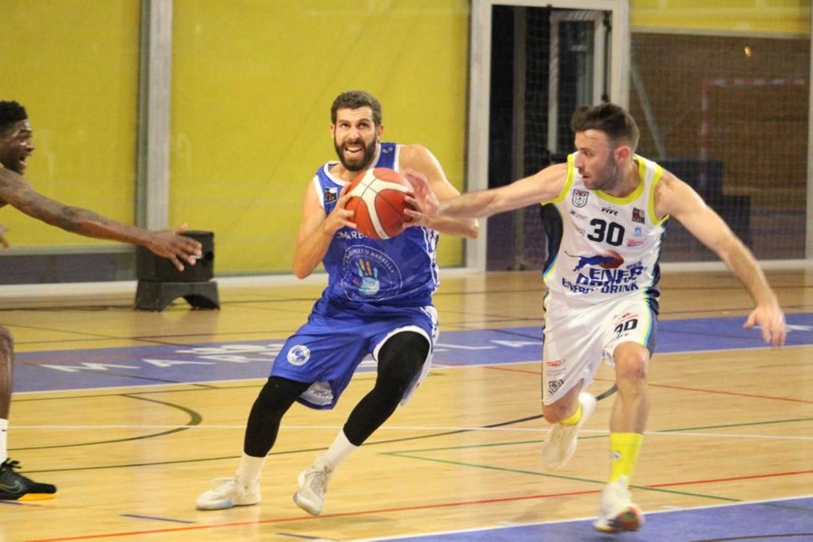 Un lance del CB Marbella-Udea Algeciras del pasado sábado