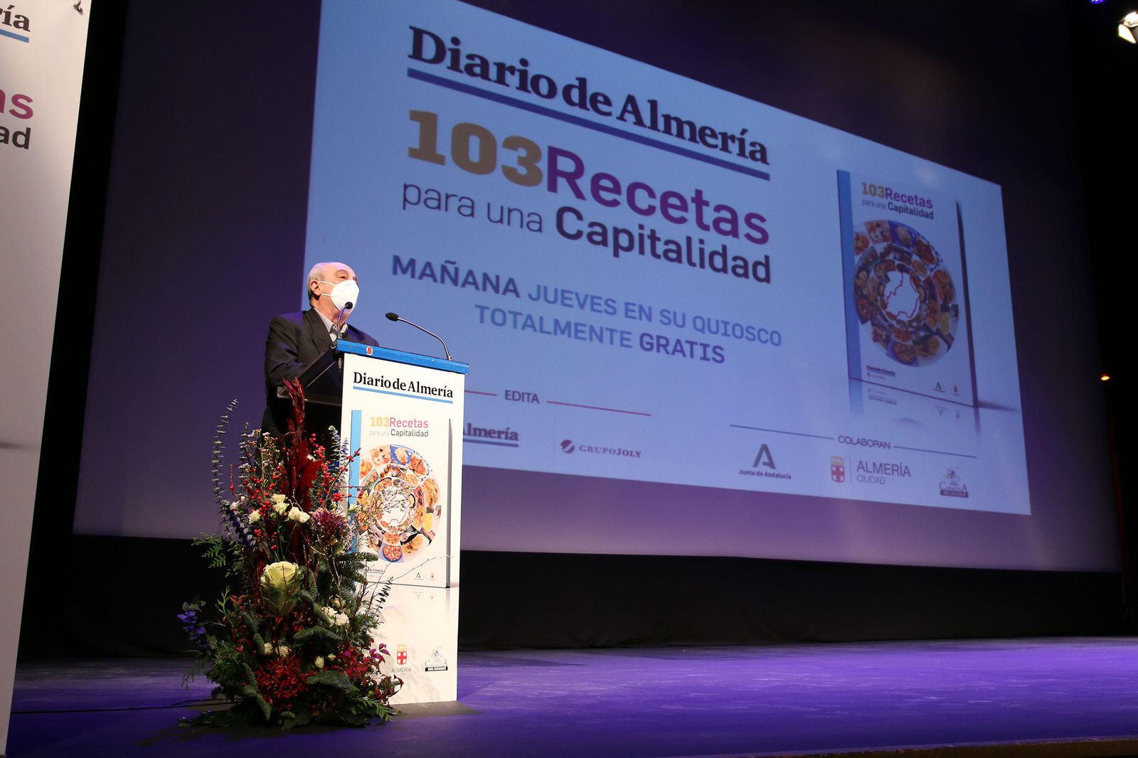 Fotogalería presentación libro '103 Recetas para una Capitalidad'. Almería