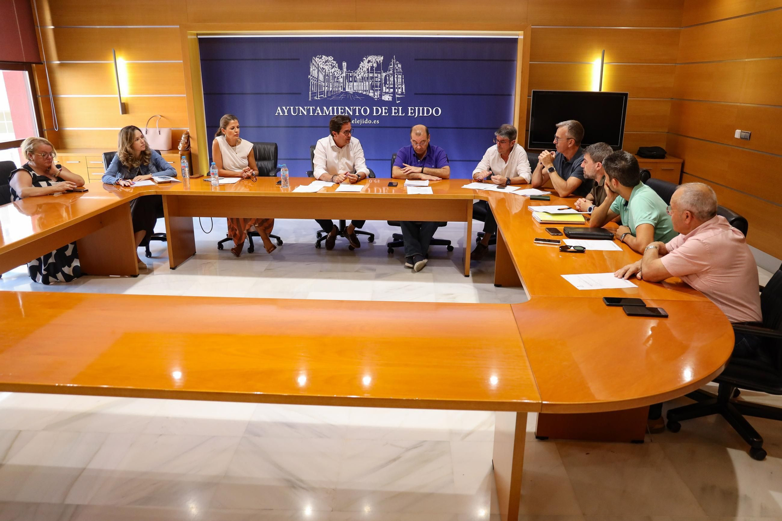 Momento de la Junta de Gobierno de El Ejido.