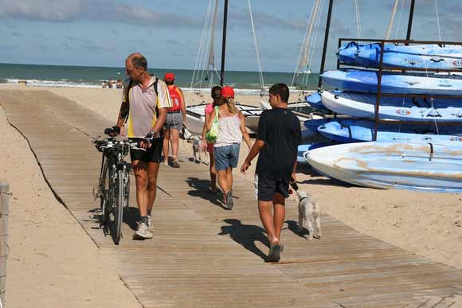 Desde su apertura en 2006, más de un millón de personas han pasado por este parque que comparten El Puerto y Puerto Real

Foto: J. D. Corzo
