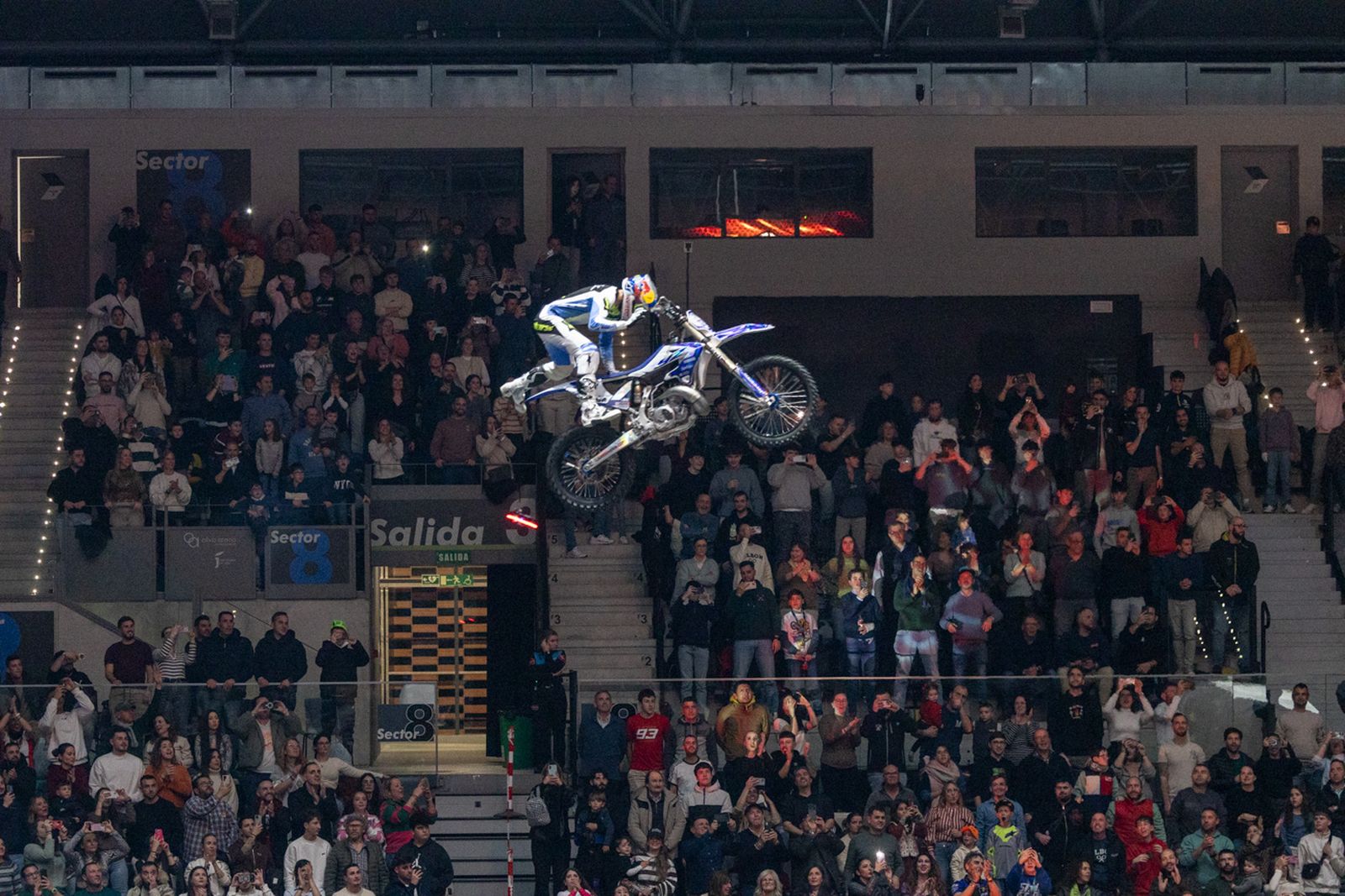 En imágenes: el Olivo Arena vibra con piruetas y motor en estado puro en el Soloflow Freestyle (1)