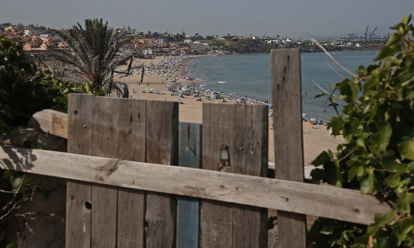 Una vista de Getares y sus urbanizaciones.