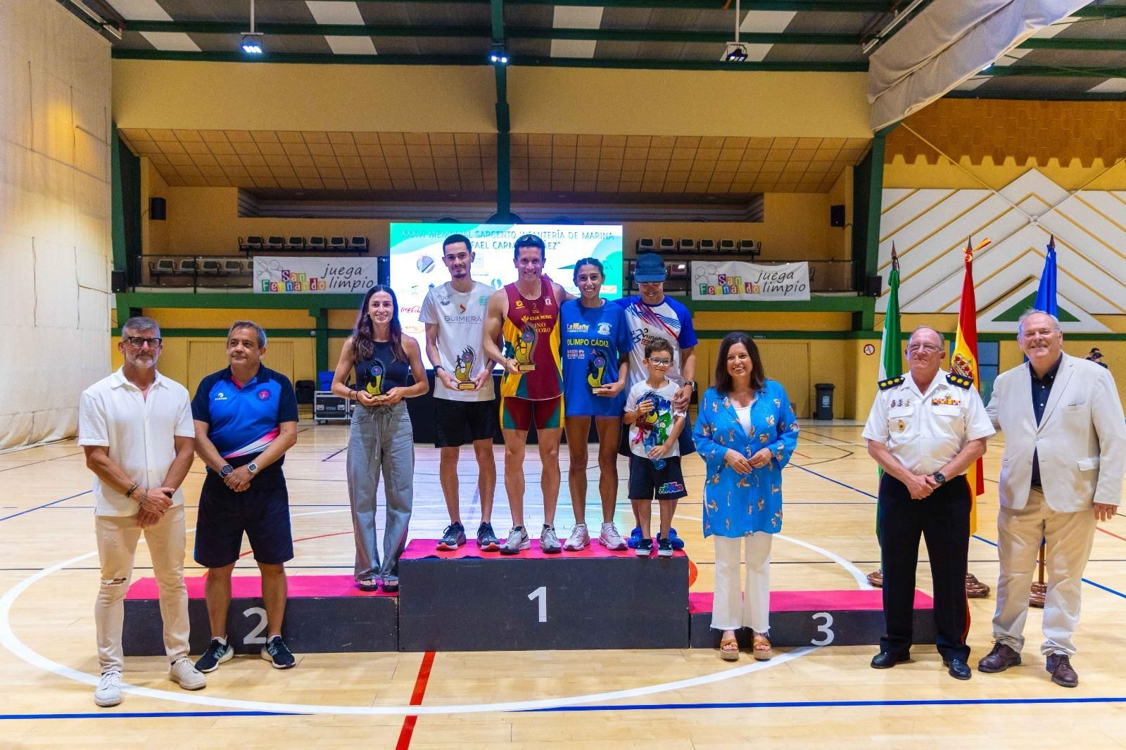 Las imágenes del Memorial Carmona Páez, la carrera más popular de San Fernando