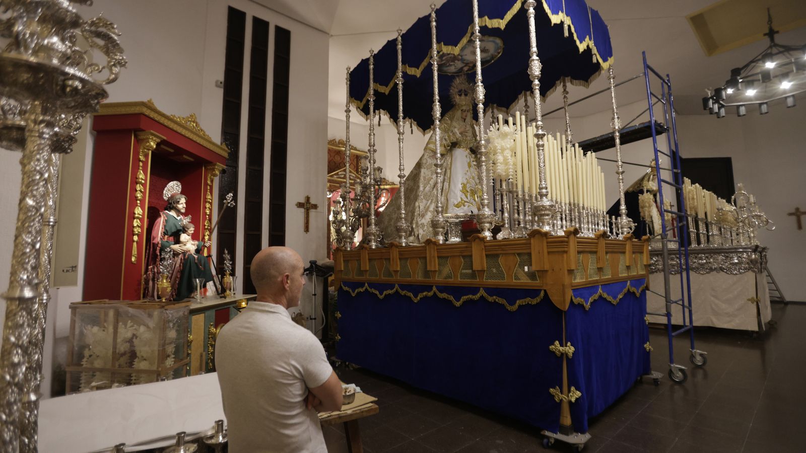 Preparativos en las iglesias de Algeciras para la Magna Mariana, en imágenes