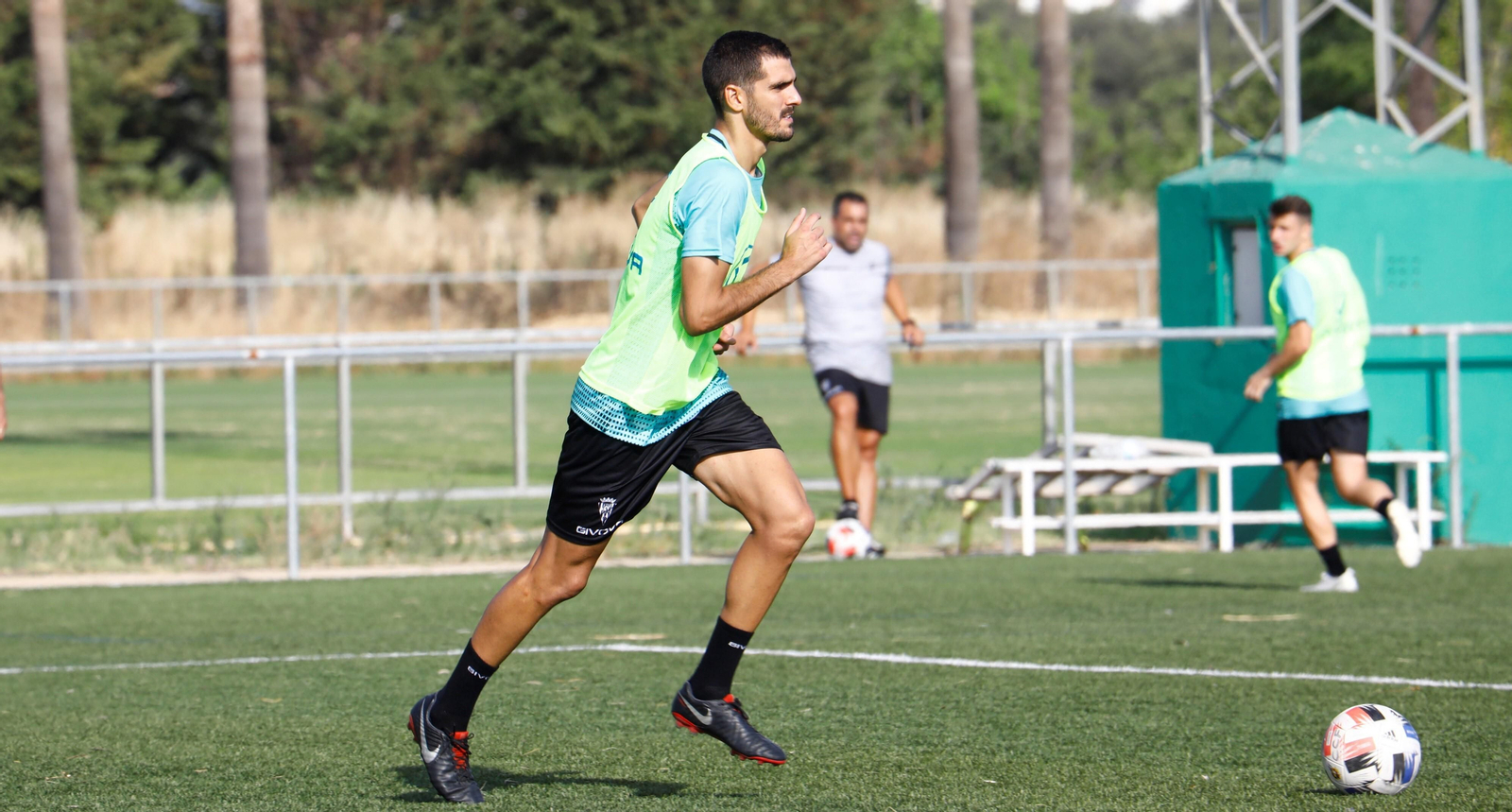 La plantilla del Córdoba CF 21-22, uno a uno