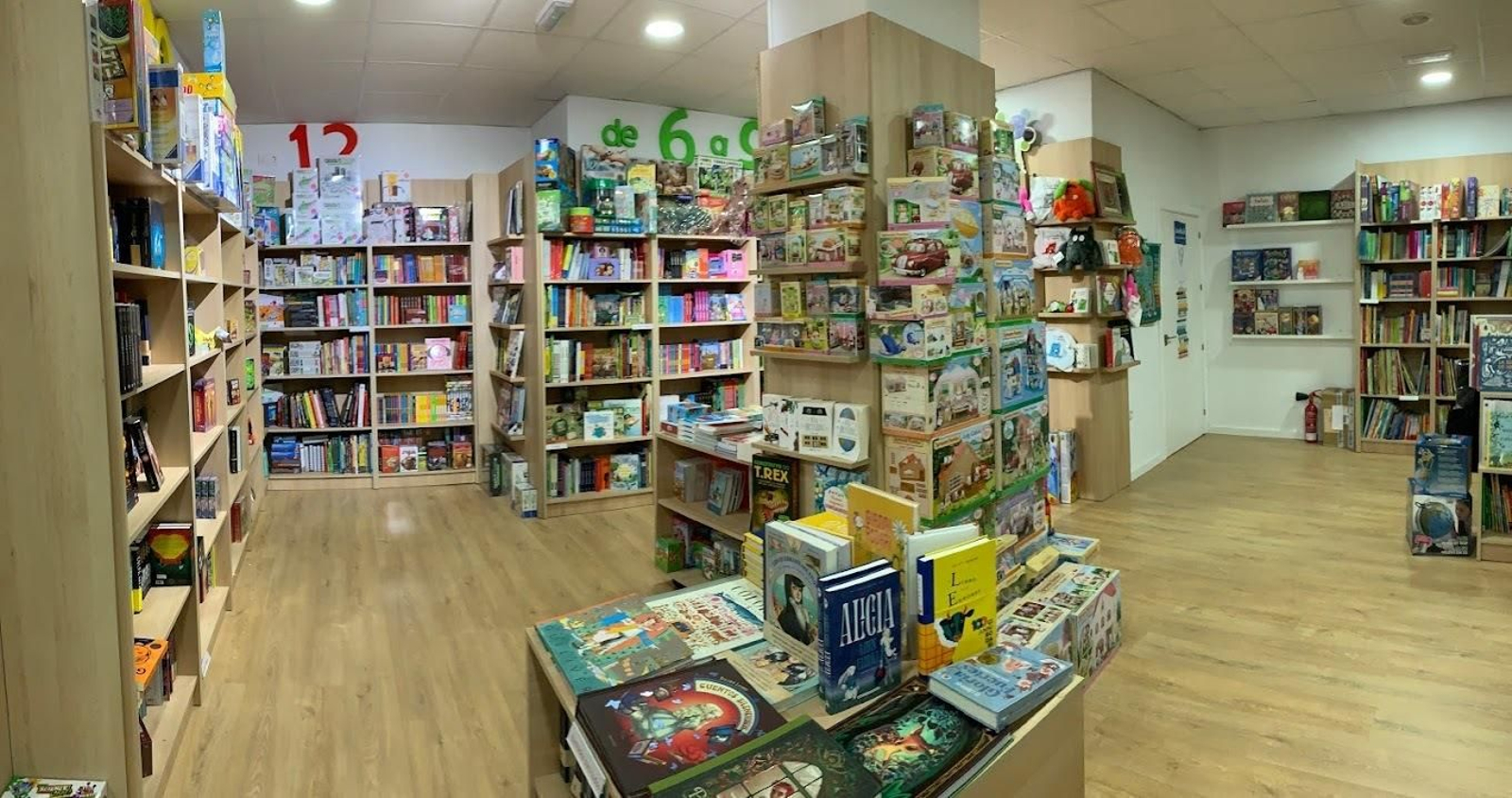 Baobab Libros - Juegos Cádiz Jerez Baobab Libros - Juegos Cádiz Jerez
