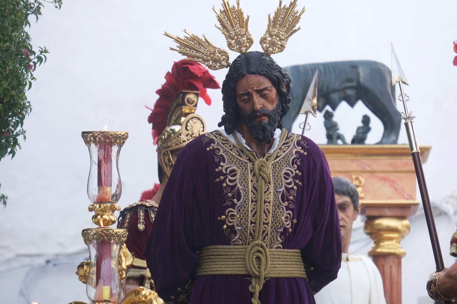 Martes Santo en Córdoba: la procesión de La Sangre, en imágenes