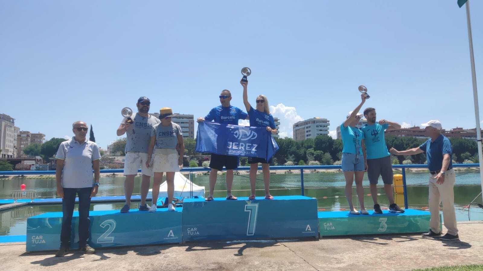Podio del Campeonato de España máster de Aguas Abiertas.