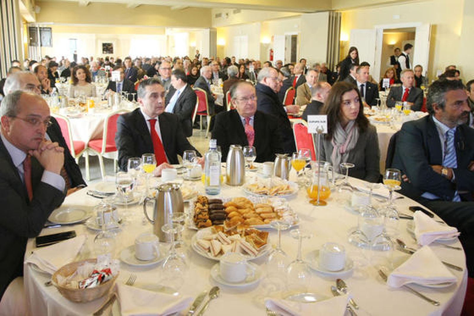 Fernando Silva, Julio Berzosa, Miguel Ángel Luna, José Antonio Cabrera, Marta Llorente y Juan Fernández de Mesa.

Foto: Paco Guerrero