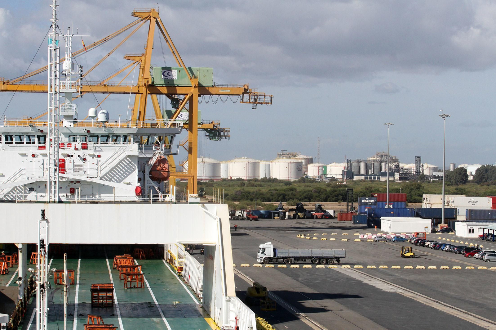 Balearia,  Fred Olsen y el Puerto de Huelva presentan la nueva línea entre Huelva y Canarias, en imágenes