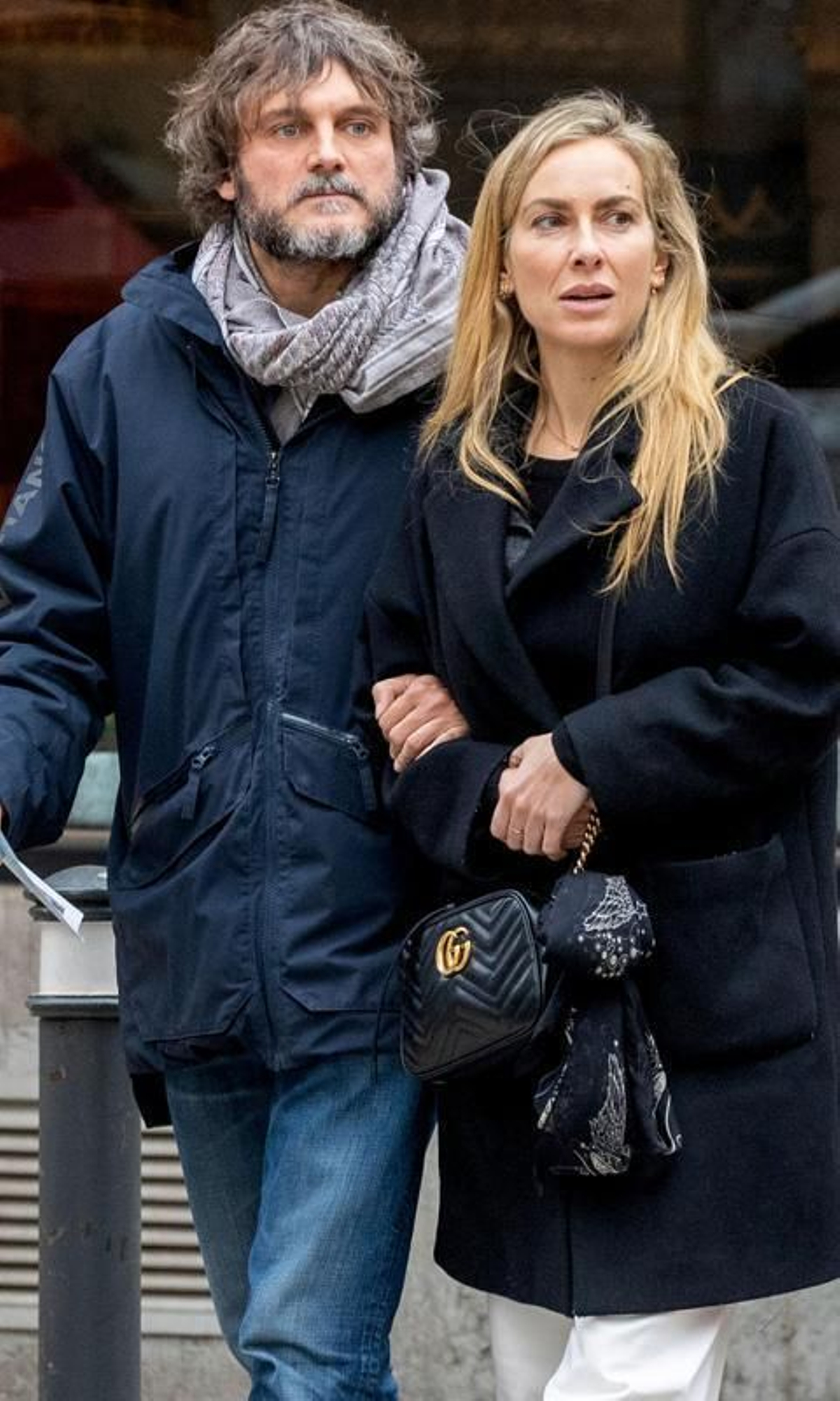 Kira Miró y Salva Reina, en una de las imágenes publicadas por '¡Hola!'