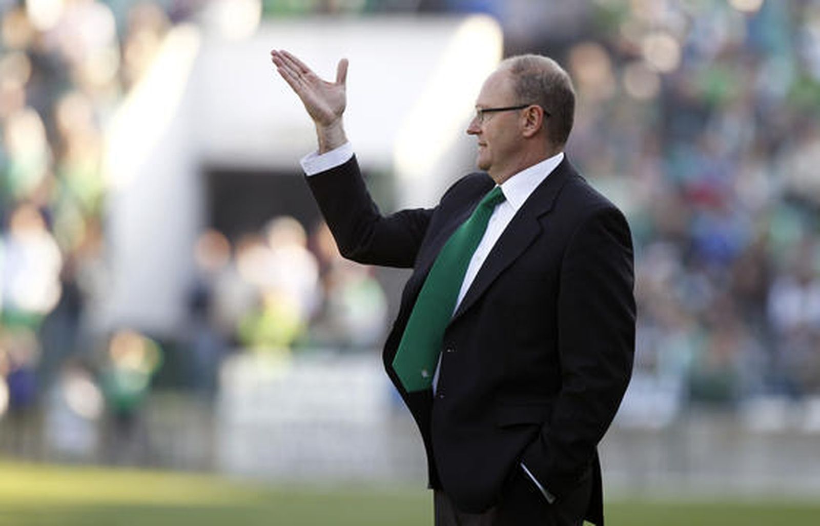 Mel da instrucciones desde la banda. / Antonio Pizarro