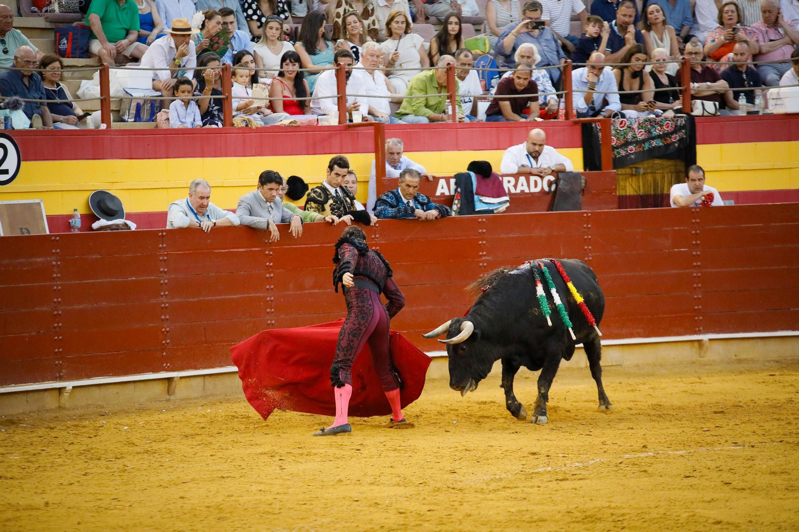 Imágenes de la corrida de toros en Roquetas de Mar