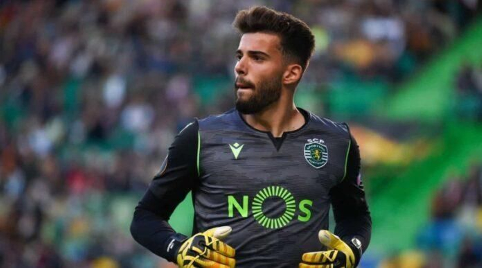 Luís Maximiano, en un partido con el Sporting