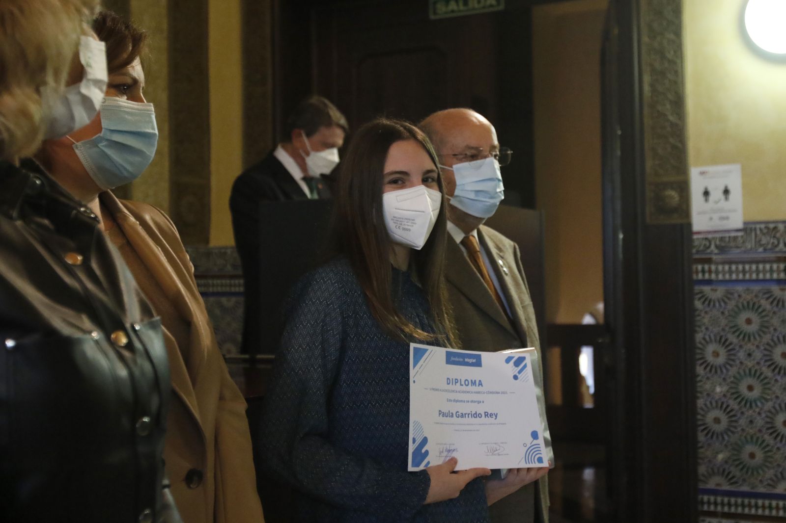 La entrega de los V Premios a la Excelencia Académica para hijos de la Guardia Civil, en fotografías