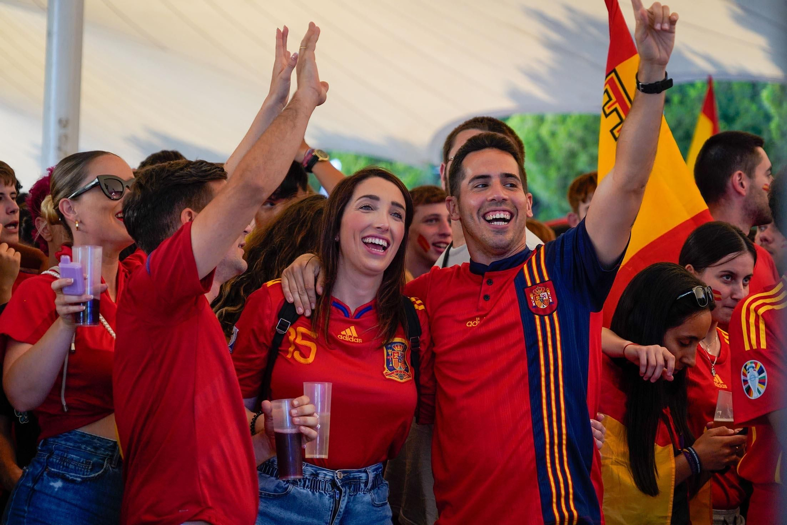 Imágenes del ambiente durante la final de la Eurocopa entre España e Inglaterra Imágenes del ambiente durante la final de la Eurocopa entre España e Inglaterra
