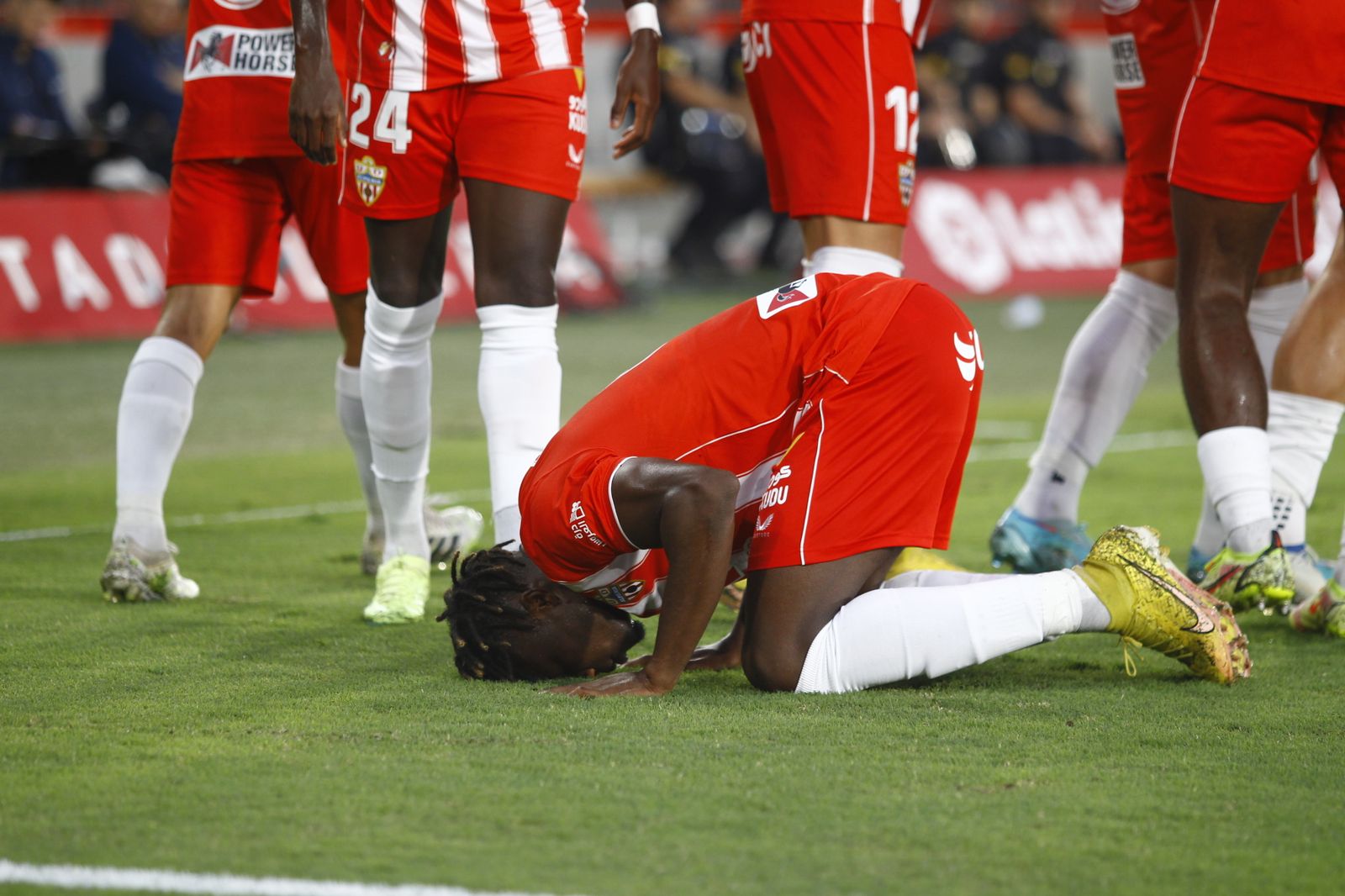 Imágenes del partido de fútbol U.D. Almería-Girona F.C.