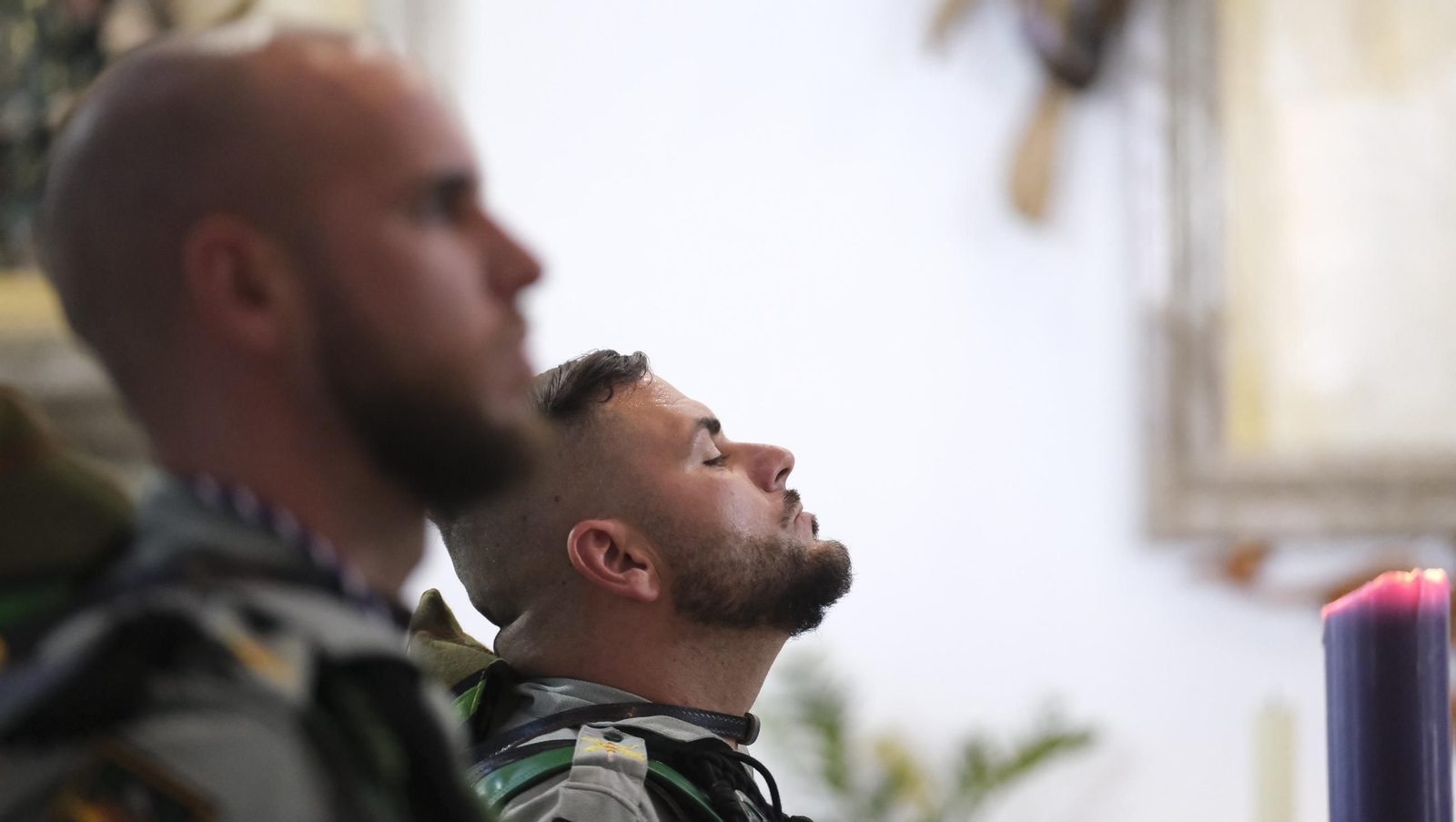 La Legión custodia el Cristo de la Buena Muerte en la Semana Santa de El Parador 2025